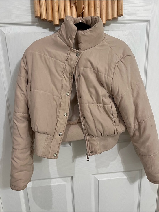 PrettyLittleThing Jackets & Blazers - PrettyLittleThing Cropped Taupe Puffer Jacket